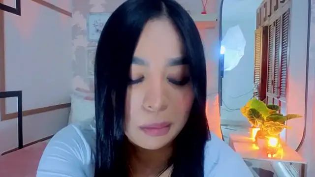 CharlotteGraay online show from 9, 5, 2026