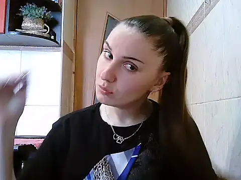 Yuliia30 online show from 1, 5, 2026