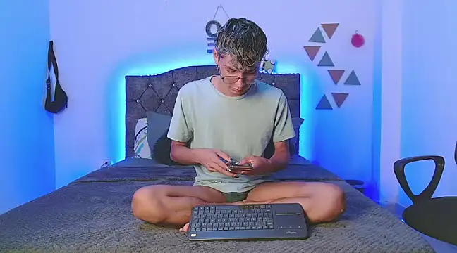 Snapshot of andrew_willyams chatting on 20, 1, 2025 andrew willyams online show from 20, 1, 2025