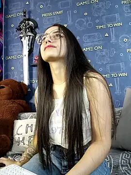 Snapshot of LittleX_Angel chatting on 11, 2, 2025 LittleX Angel online show from 11, 2, 2025