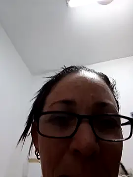 Zuzell Sweet online show from 3, 2, 2025