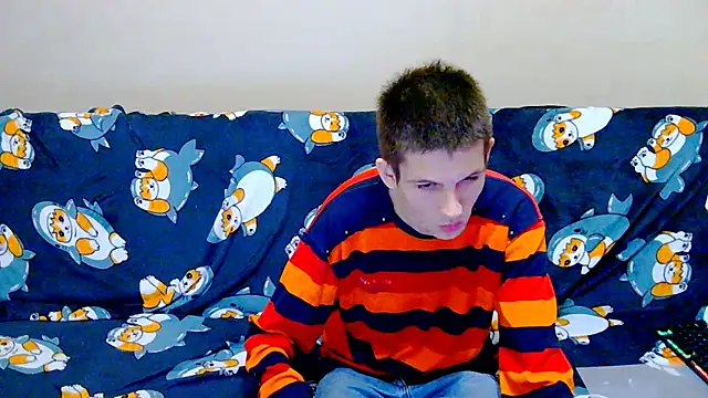 Snapshot of Lester_Broo chatting on 20, 12, 2025 Lester Broo online show from 20, 12, 2025