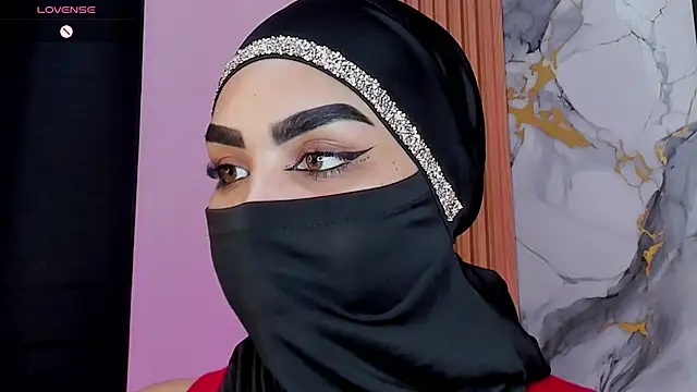 Snapshot of Maissa_Alabi chatting on 11, 7, 2026 Maissa Alabi online show from 11, 7, 2026