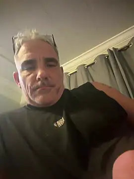 Snapshot of 1badfucka chatting on 5, 5, 2026 1badfucka online show from 5, 5, 2026