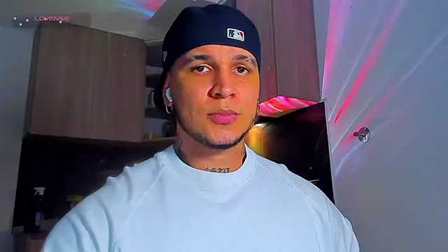 Snapshot of austinoficial chatting on 11, 5, 2026 austinoficial online show from 11, 5, 2026