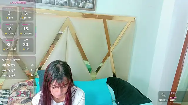 hot-littlechill online show from 16, 10, 2025