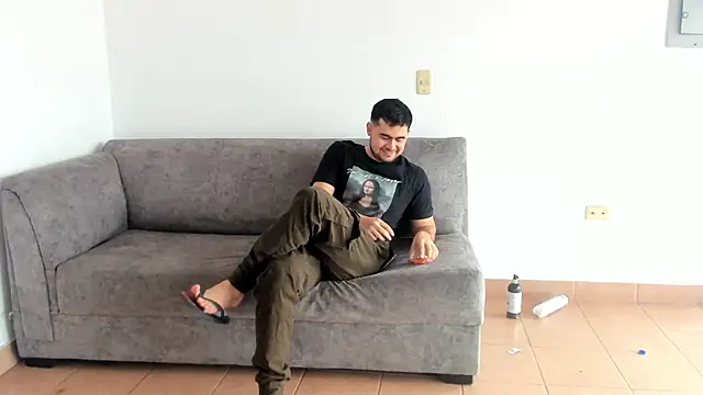 Snapshot of blueroom_party chatting on 18, 3, 2025 blueroom party online show from 18, 3, 2025