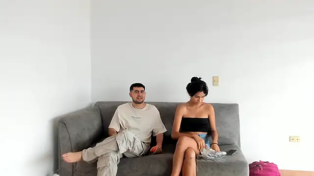 Snapshot of blueroom_party chatting on 19, 3, 2025 blueroom party online show from 19, 3, 2025