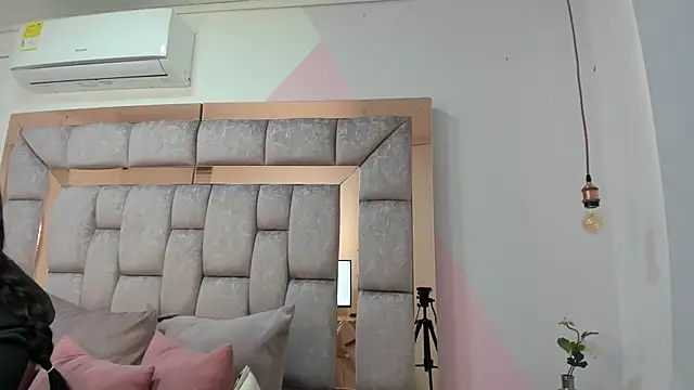 carla woods online show from 17, 10, 2025