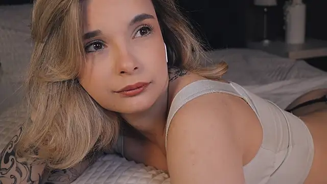 Snapshot of Bella_Alita chatting on 22, 3, 2025 Bella Alita online show from 22, 3, 2025