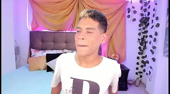 Ethan Boyy online show from 3, 3, 2025