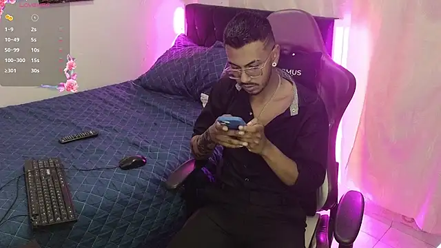 Snapshot of eros-0001 chatting on 24, 1, 2025 eros-0001 online show from 24, 1, 2025