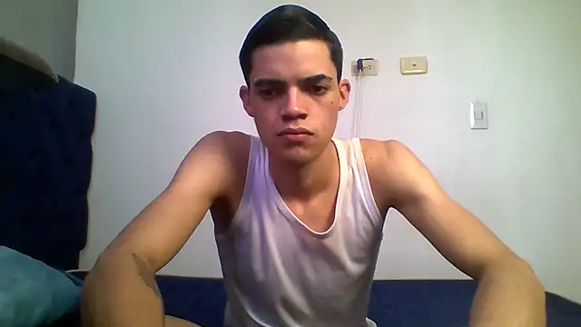 Latinos 2001 online show from 6, 7, 2026