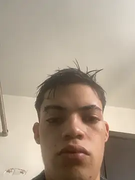Latinos 2001 online show from 28, 7, 2026