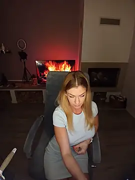 Miroslavadzm1 online show from 30, 5, 2026