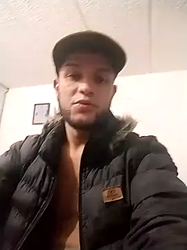 Snapshot of im_dominik chatting on 13, 1, 2025 im dominik online show from 13, 1, 2025