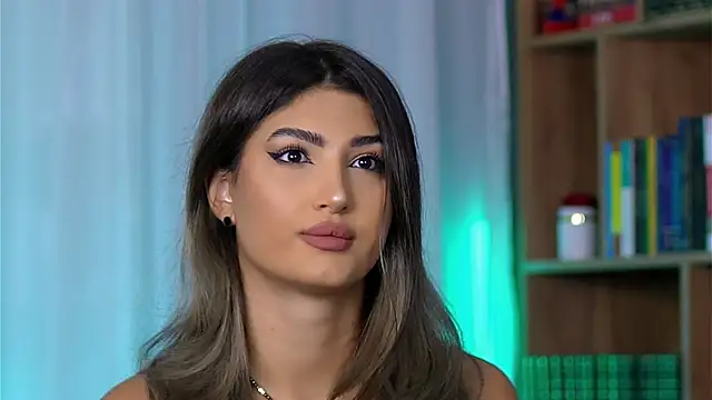 SarahPeach8 online show from 4, 10, 2025