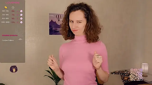 Leya Curly online show from 12, 9, 2025