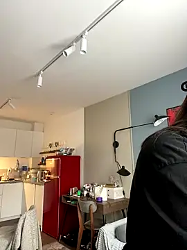 Kiss My Body online show from 10, 10, 2025