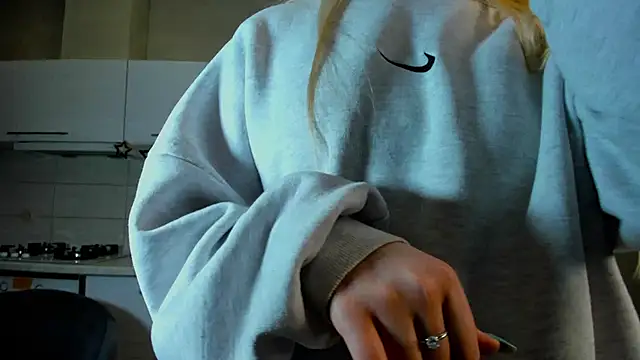 SynnoveEyre online show from 18, 2, 2025