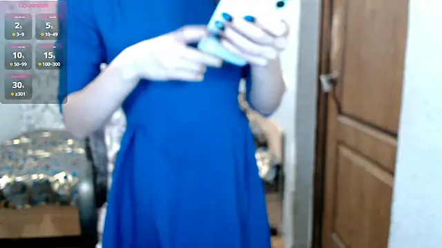 LauraBlan online show from 3, 12, 2024