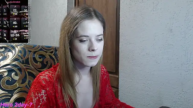 LauraBlan online show from 9, 3, 2025