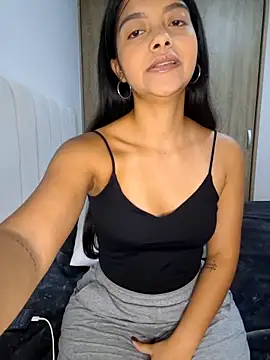 IslaBlaze online show from 8, 11, 2025