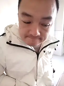 Snapshot of swg176 chatting on 19, 1, 2025 swg176 online show from 19, 1, 2025