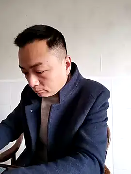 Snapshot of swg176 chatting on 5, 3, 2025 swg176 online show from 5, 3, 2025