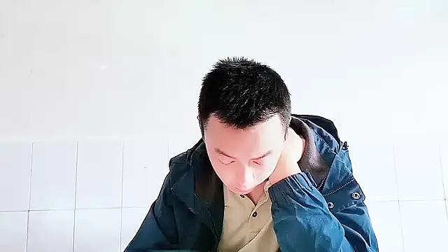 Snapshot of swg176 chatting on 10, 10, 2025 swg176 online show from 10, 10, 2025