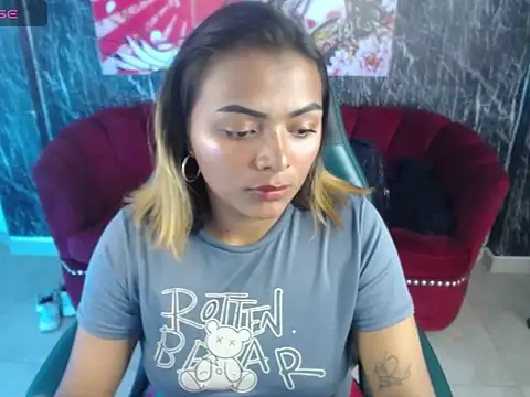 Snapshot of madelein_m chatting on 3, 2, 2025 madelein m online show from 3, 2, 2025