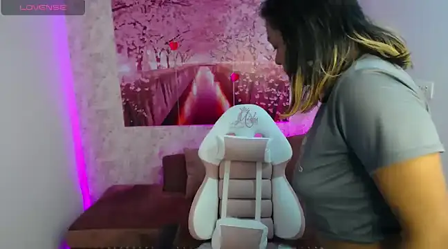 Snapshot of madelein_m chatting on 12, 3, 2025 madelein m online show from 12, 3, 2025