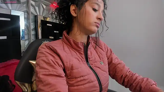 Snapshot of Shelley-Hack chatting on 27, 2, 2025 Shelley-Hack online show from 27, 2, 2025