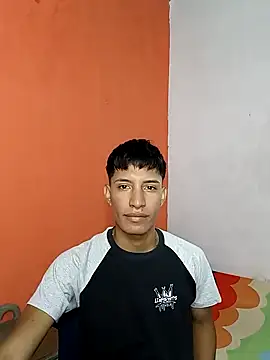 Snapshot of matteo_rivas chatting on 15, 1, 2025 matteo rivas online show from 15, 1, 2025