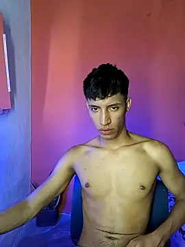 Snapshot of matteo_rivas chatting on 8, 3, 2025 matteo rivas online show from 8, 3, 2025