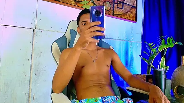 Snapshot of matteo_rivas chatting on 15, 10, 2025 matteo rivas online show from 15, 10, 2025