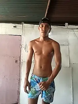 Snapshot of matteo_rivas chatting on 17, 10, 2025 matteo rivas online show from 17, 10, 2025