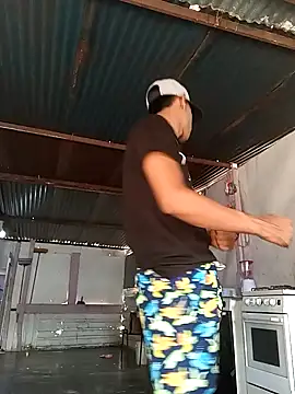 Snapshot of matteo_rivas chatting on 20, 10, 2025 matteo rivas online show from 20, 10, 2025