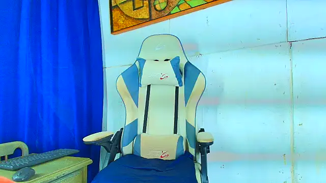 Snapshot of matteo_rivas chatting on 23, 10, 2025 matteo rivas online show from 23, 10, 2025