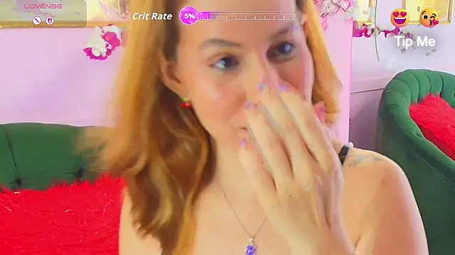 Snapshot of scarlette69 chatting on 21, 9, 2025 scarlette69 online show from 21, 9, 2025