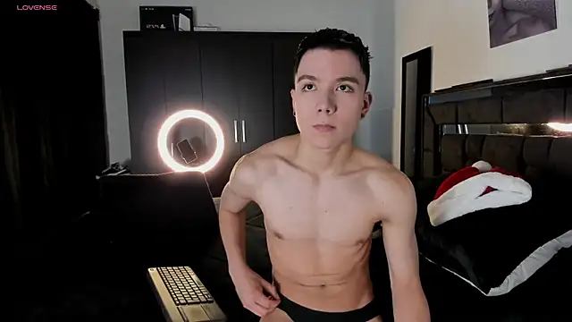 Snapshot of alanblack1 chatting on 3, 12, 2025 alanblack1 online show from 3, 12, 2025