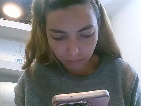 VittoriaTaylor online show from 12, 2, 2026