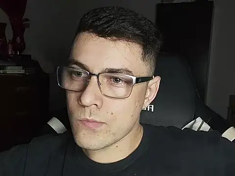 Dyllan   online show from 20, 10, 2025