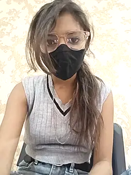 Snapshot of SCHOOL_Girl-0 chatting on 8, 3, 2025 SCHOOL Girl-0 online show from 8, 3, 2025