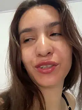 Snapshot of Bella_still chatting on 17, 3, 2026 Bella still online show from 17, 3, 2026