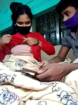 Snapshot of Sexy-Couple20 chatting on 24, 1, 2025 Sexy-Couple20 online show from 24, 1, 2025