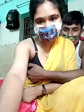 Snapshot of Sexy-Couple20 chatting on 26, 1, 2025 Sexy-Couple20 online show from 26, 1, 2025