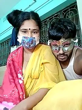 Snapshot of Sexy-Couple20 chatting on 1, 2, 2025 Sexy-Couple20 online show from 1, 2, 2025