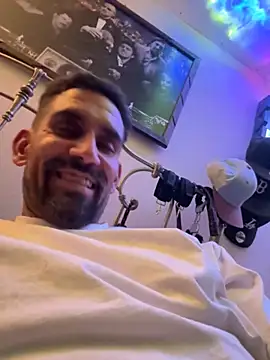 Snapshot of hornycouple818 chatting on 9, 11, 2025 hornycouple818 online show from 9, 11, 2025