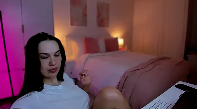 Snapshot of GoddessRoxana chatting on 24, 1, 2025 GoddessRoxana online show from 24, 1, 2025